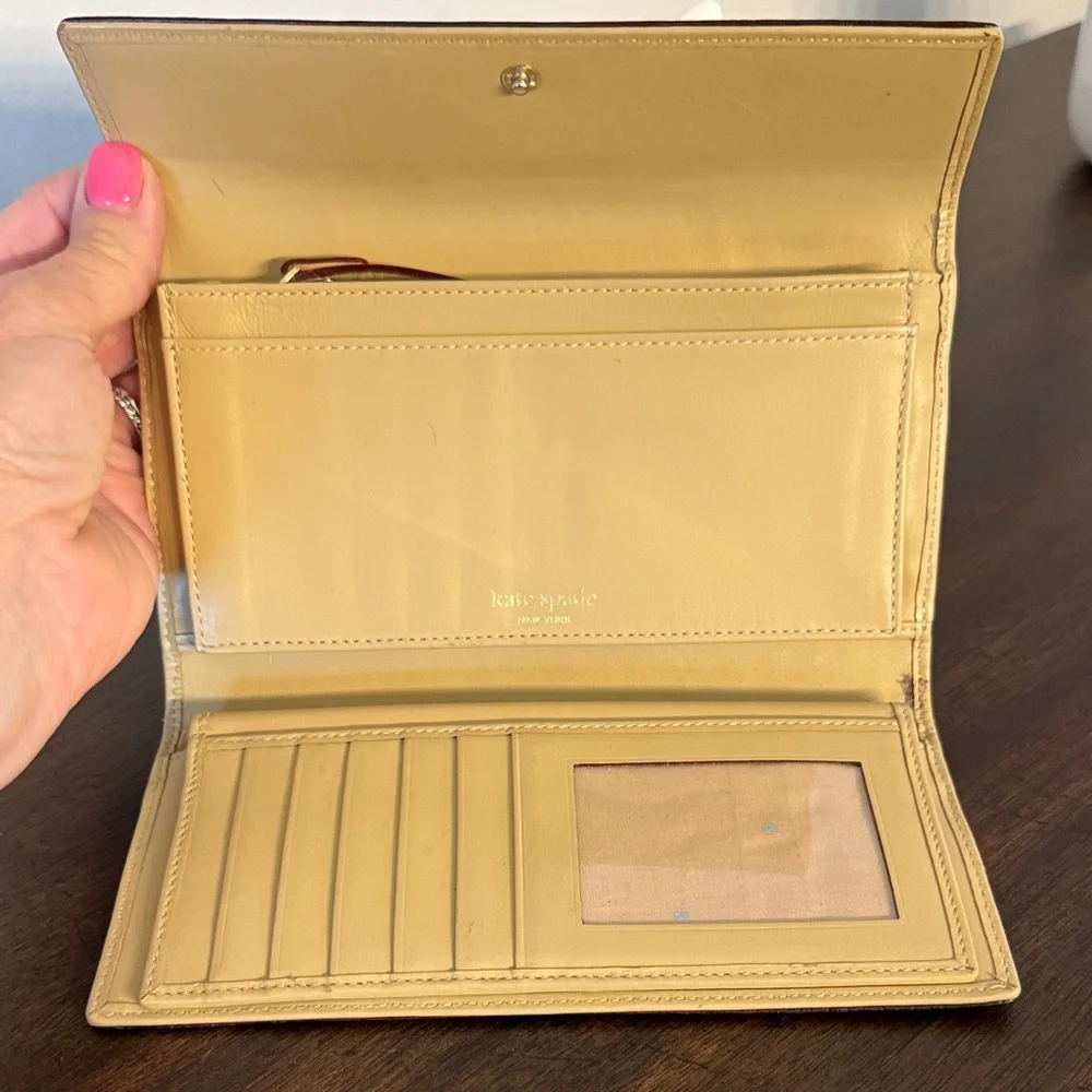 Kate Spade Midnight Black Leather Wallet - Picture 4 of 8